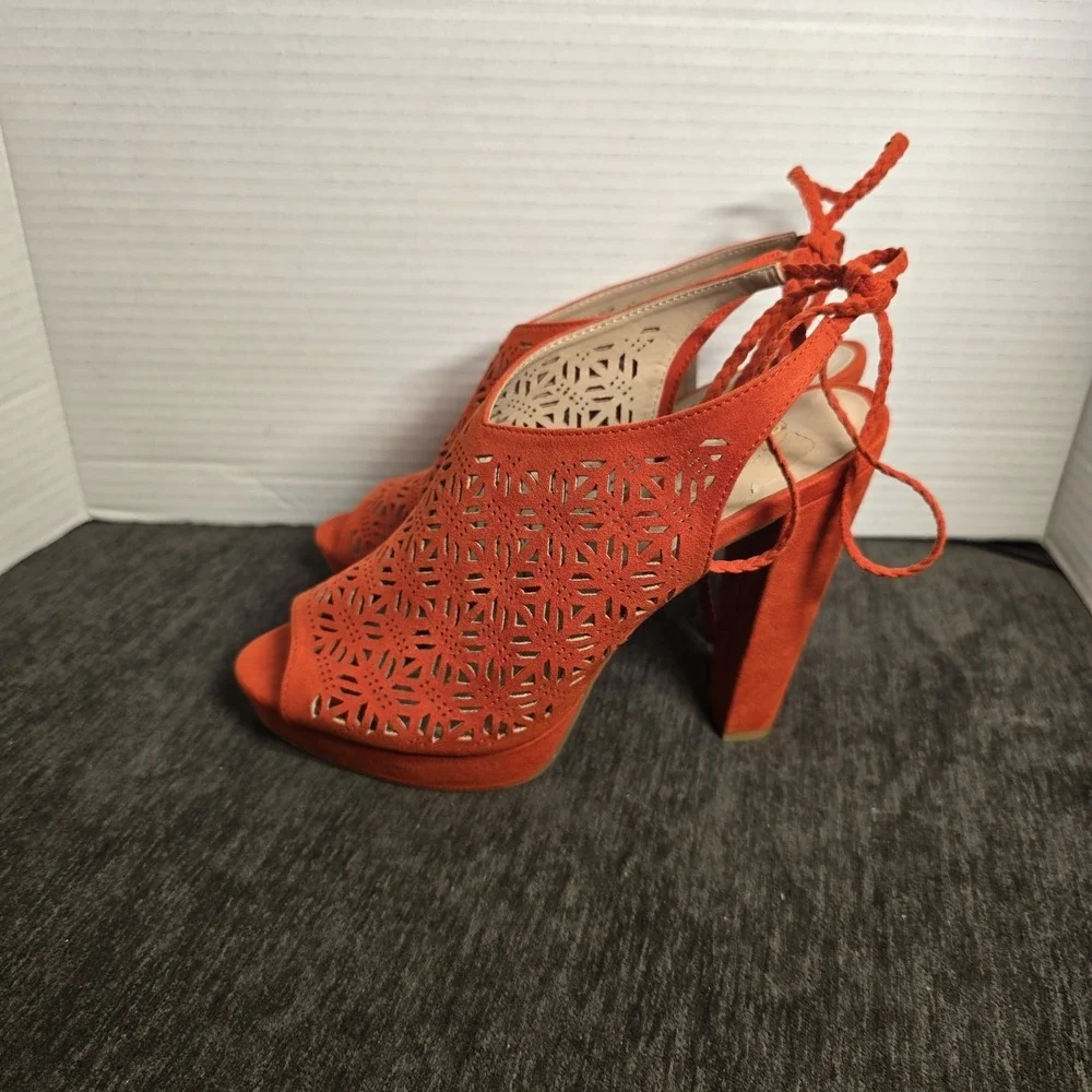 ALDO Laser-Cut Open Toe Heels Shoes Red Womens Size 8